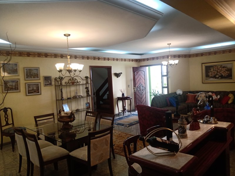 SOBRADO EM SÃO JOSÉ DOS CAMPOS - São José dos Campos - 
