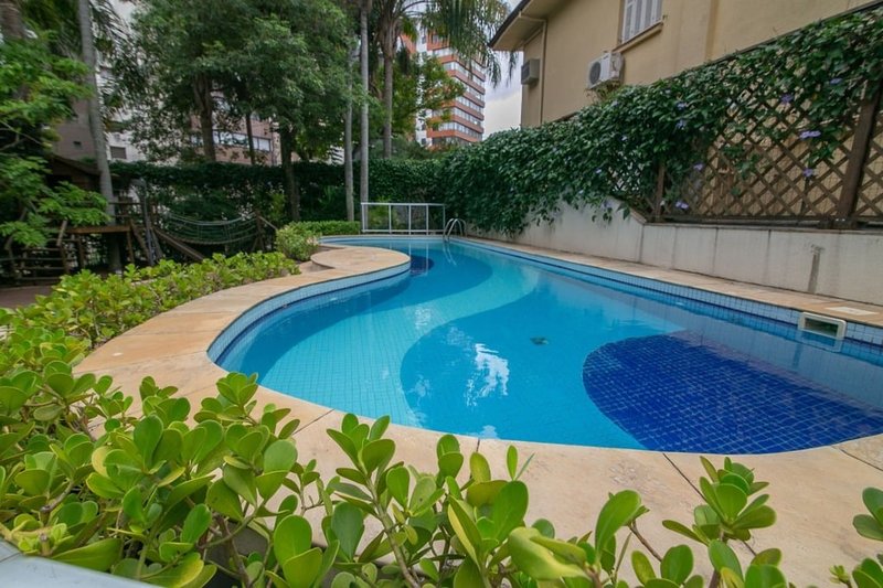 Apartamento PE 277 Apto 4 3 suítes 190m² Encantado Porto Alegre - 