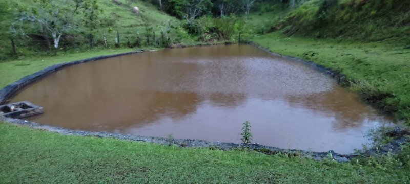 CHÁCARA COM 18.700 METROS EM JACAREÍ - Jacareí - 