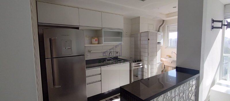 APARTAMENTO A VENDA 1 DORMITÓRIO CAMPO BELO Rua Antônio de Macedo Soares São Paulo - 