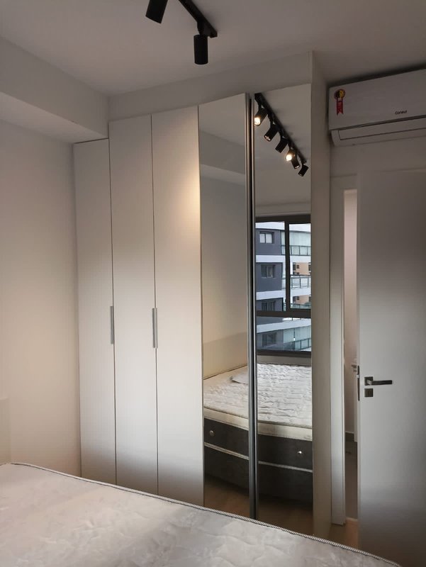 1 dorm,1 banheiro, 1 sala,1 cozinha, 27m² Avenida Santo Amaro São Paulo - 