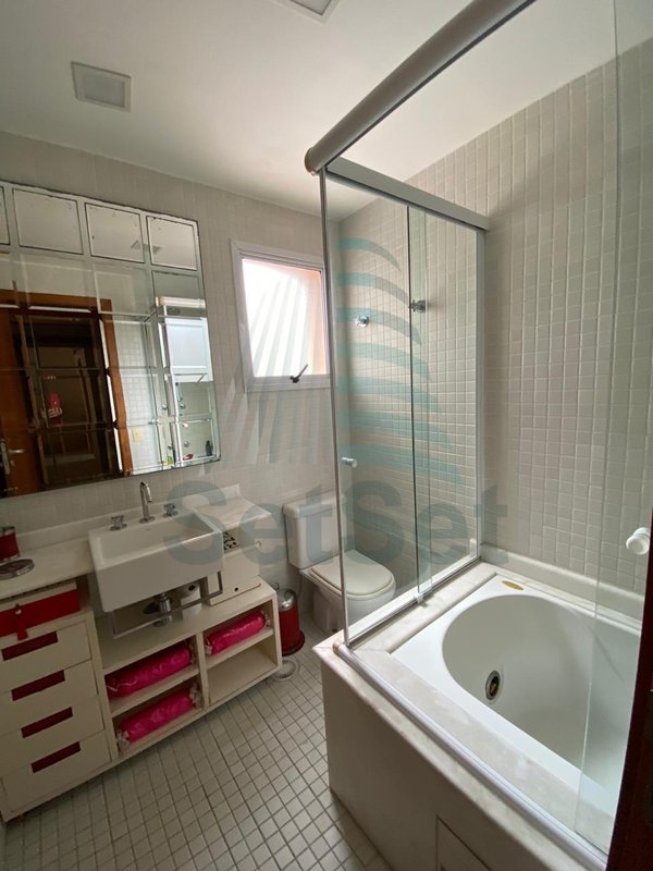 Apartamento de 211 m² com 4 dormitórios, 4 vagas e Lazer completo - Enseada - Guarujá/SP - Guarujá - 