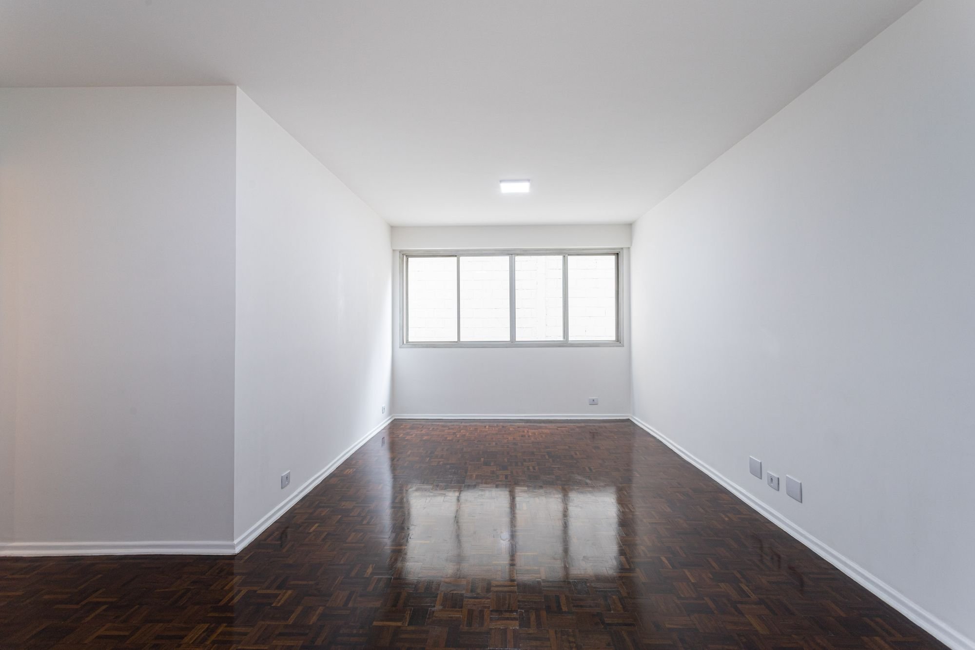 Apartamento à venda com 2 quartos, 97m² - Foto 1