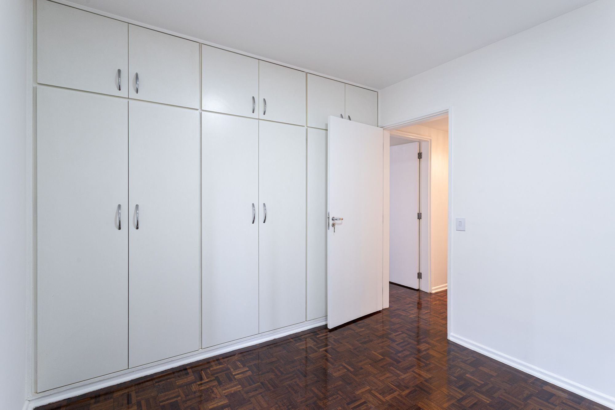 Apartamento à venda com 2 quartos, 97m² - Foto 10