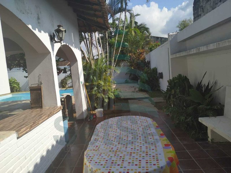 Casa com 5 suítes a venda - Jardim Virginia - Guarujá/SP - Guarujá - 