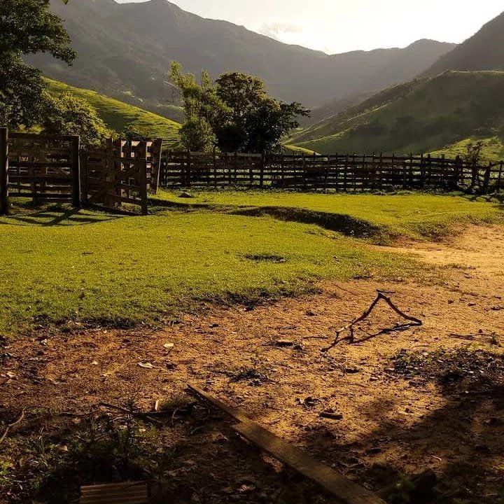 FAZENDA COM 629 ALQUEIRES NA RERGIÃO DE SILVEIRA - SILVEIRAS - 