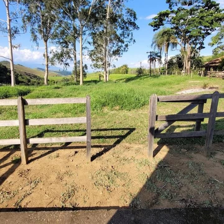 FAZENDA COM 629 ALQUEIRES NA RERGIÃO DE SILVEIRA - SILVEIRAS - 