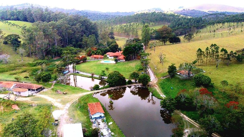 FAZENDA COM 321,8 HECTARES EM APARECIDA, S.P - APARECIDA - 