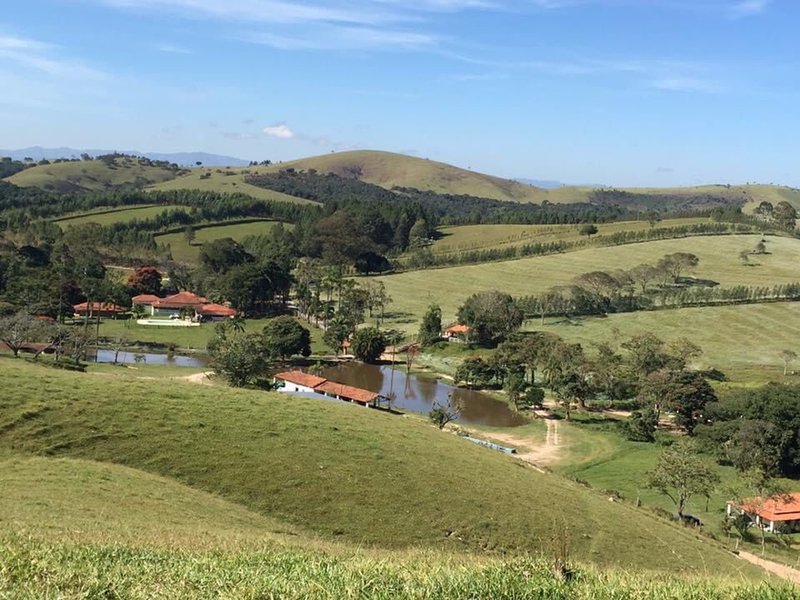 FAZENDA COM 321,8 HECTARES EM APARECIDA, S.P - APARECIDA - 