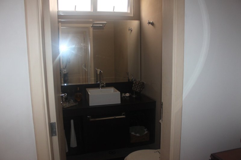 3 dorm, 1 suite, 2 banheiros,2 vagas, 198m² Rua Abílio Soares São Paulo - 