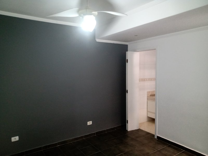 CASA NO PARQUE INDUSTRIAL EM SÃO JOSÉ DOS CAMPOS, S.P - São José dos Campos - 