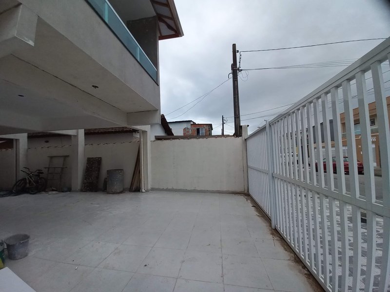 Casa de condomínio á venda, 2 dormitórios, 52, 1 vaga de Garagem ! Rua Heitor Vila-Lobos Praia Grande - 