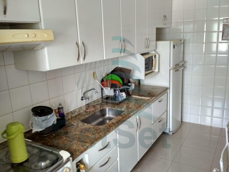 Apartamento para Locação Temporada de 3 dormitórios - Enseada - Guarujá/SP - Guarujá - 