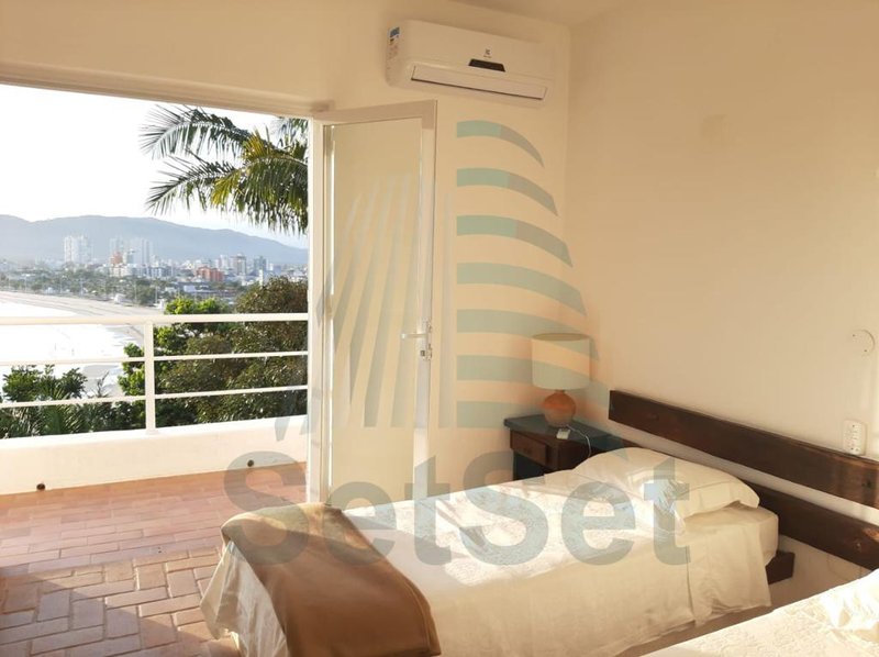 Casa em condomínio com 4 dormitórios para Locação - Enseada  - Guarujá/SP - Guarujá - 
