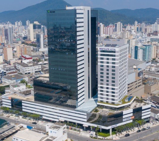 Sala Absolute Business e Hotel - Comercial 105m² Samuel Heusi Itajaí - 