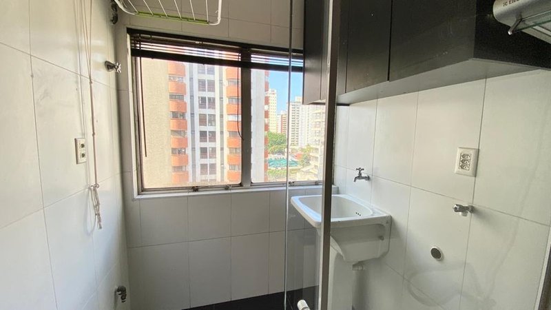 2 dorm,  1 suíte, 3 banheiros 1 vaga 114m² Avenida Portugal São Paulo - 