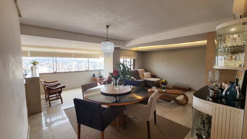 Apartamento Edifício Plaza Mayor 3 suítes, Menino Deus Visconde do Herval Porto Alegre - 