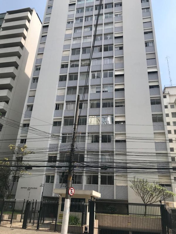 3n dormitórios 1 suíte + 3º quarto nos fundos, 1 vaga  105m² baixou para 990.000,00 Alameda Santos São Paulo - 