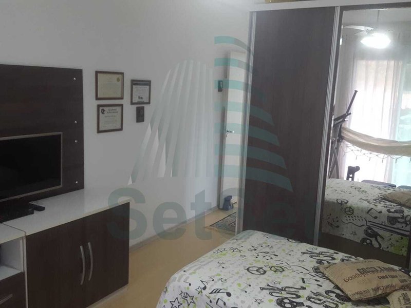 Sobrado com 4 dormitórios sendo 4 suítes para Locação - Guarujá - 