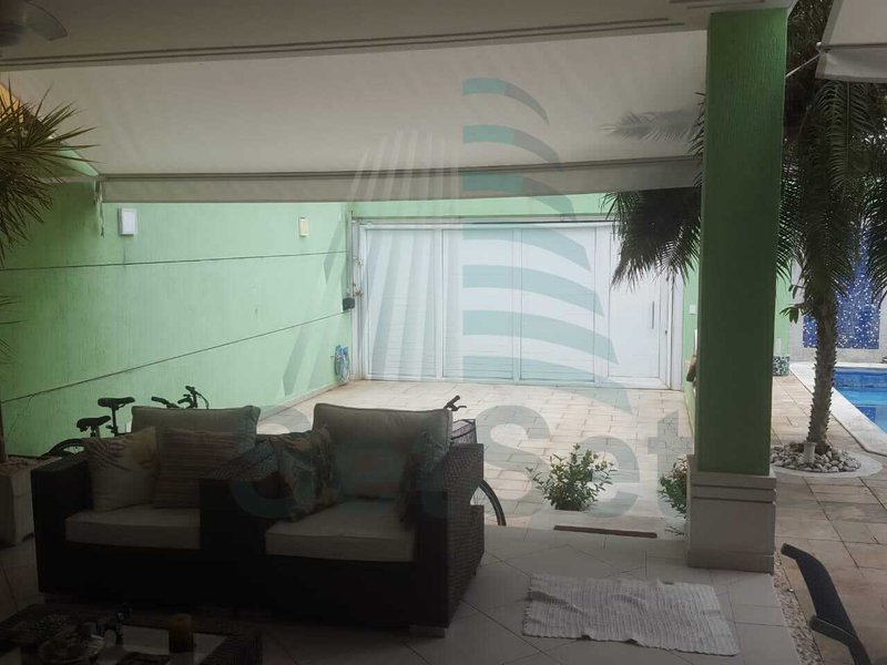 Sobrado com 4 dormitórios sendo 4 suítes para Locação - Guarujá - 