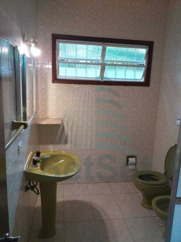 Casa para Venda ou locação Temporada - Balneário Praia do Pernambuco - Guarujá/SP - Guarujá - 