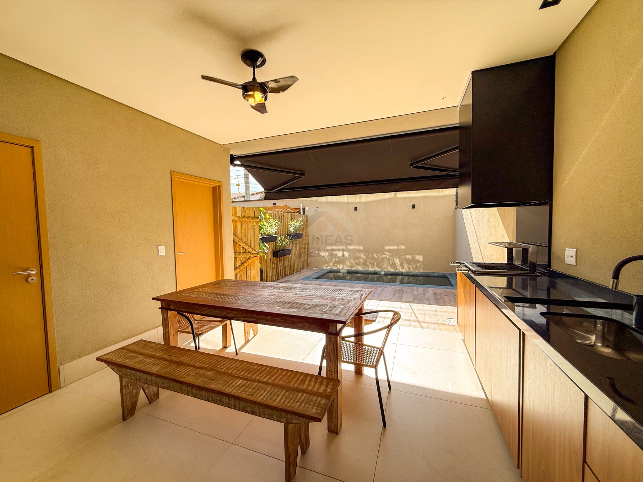 Condom&iacute;nio Perto da Praia e Sofisticado na Praia de Juquehy - VENDA  São Sebastião - 