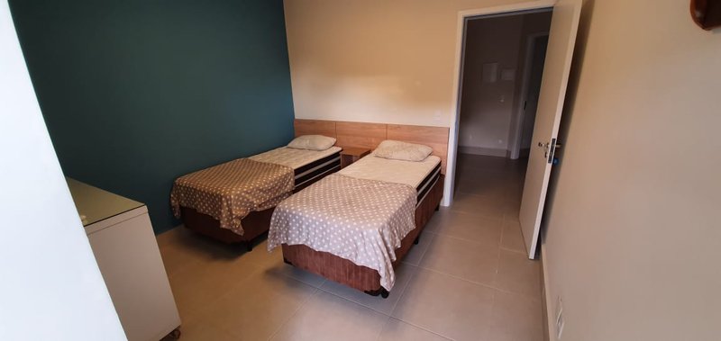 Casa em condomínio com 4 suítes e Piscina Privativa - LOCAÇÃO DIÁRIA - São Sebastião - 