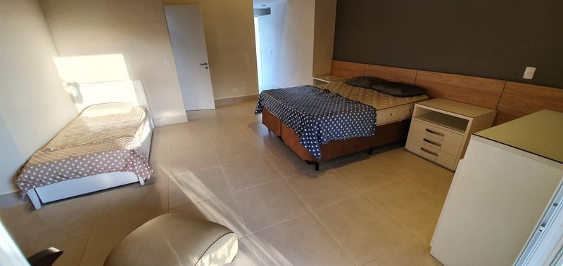Casa em condomínio com 4 suítes e Piscina Privativa - LOCAÇÃO DIÁRIA - São Sebastião - 
