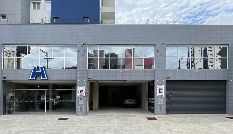 Aluga-se Loja Edificio Gibraltar Rua Padre Estevão Pernet São Paulo - 