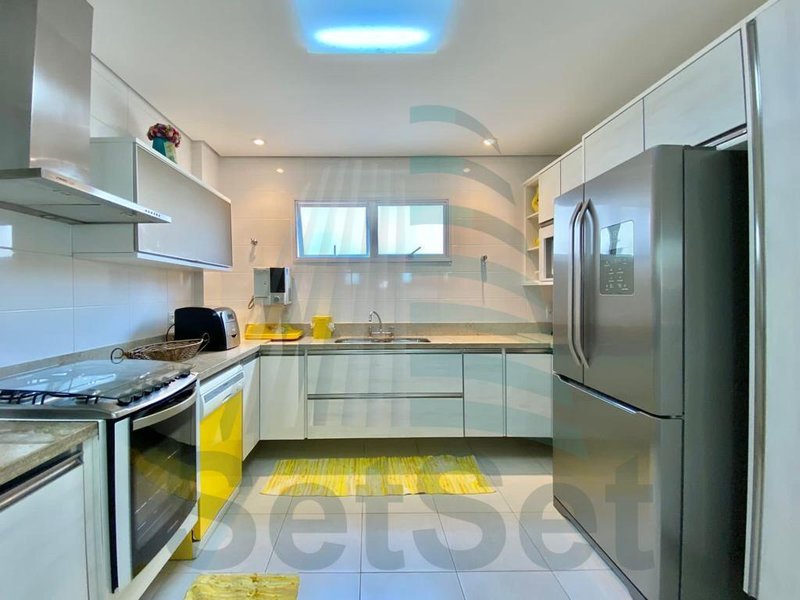 Casa em condomínio com 4 dormitórios sendo 4 suítes  - Enseada  - Guarujá/SP - Guarujá - 
