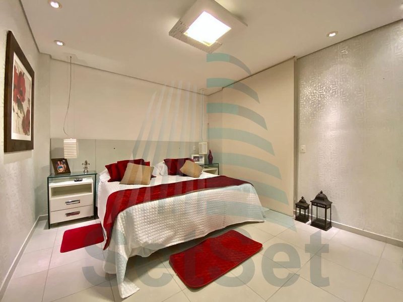 Casa em condomínio com 4 dormitórios sendo 4 suítes  - Enseada  - Guarujá/SP - Guarujá - 