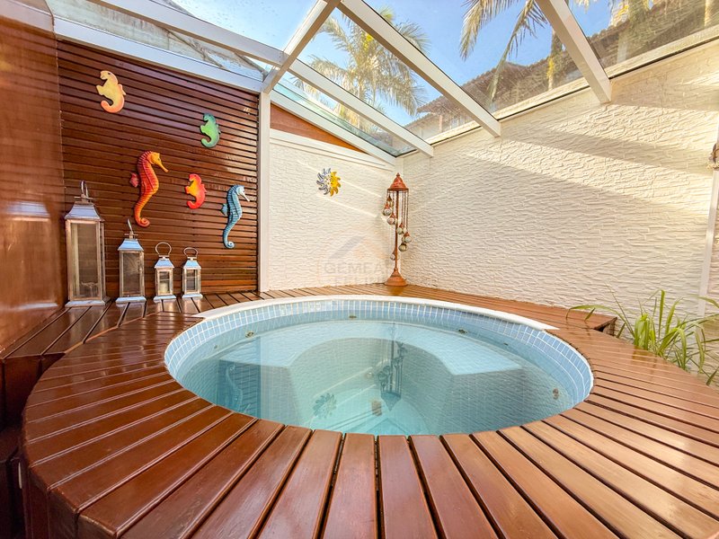 Casa em condominio, ofuro e piscina privativa e Localiza&ccedil;&atilde;o Privilegiada - DI&Aacute;RIA  São Sebastião - 