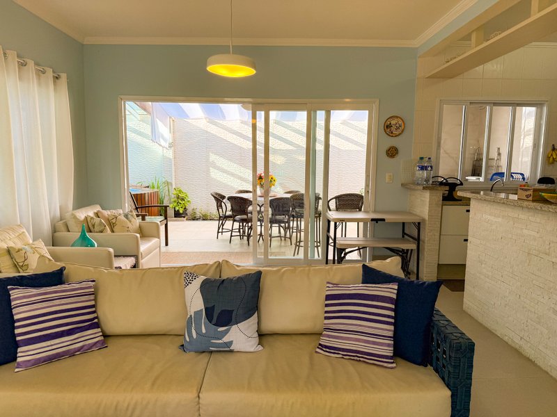 Casa em condominio, ofuro e piscina privativa e Localiza&ccedil;&atilde;o Privilegiada - DI&Aacute;RIA  São Sebastião - 