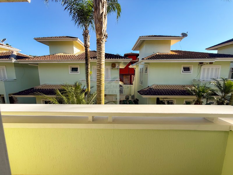 Casa em condominio, ofuro e piscina privativa e Localiza&ccedil;&atilde;o Privilegiada - DI&Aacute;RIA  São Sebastião - 