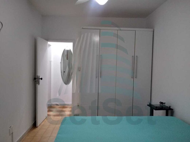 Apartamento para Venda e  Locação de 1 dormitório - Enseada - Guarujá/SP - Guarujá - 
