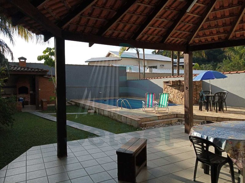 Sobrado em condomínio a Venda  - Balneário Praia do Pernambuco - Guarujá/SP - Guarujá - 