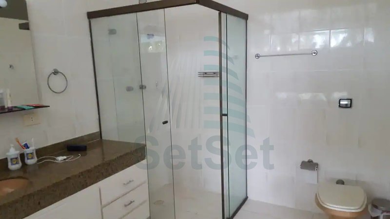 Casa em condomínio para Locação Temporada - Guarujá - 