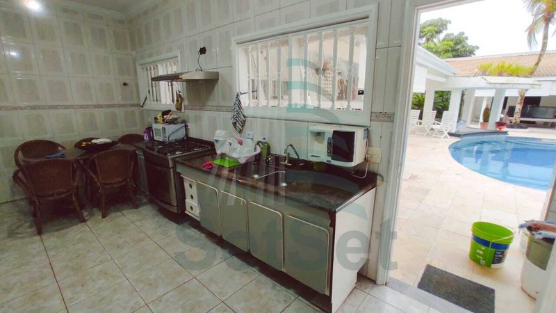 Casa com 3 dormitórios sendo 1 suíte para Venda ou Locação - Enseada - Guarujá/SP - Guarujá - 