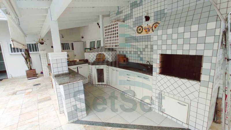 Casa com 3 dormitórios sendo 1 suíte para Venda ou Locação - Enseada - Guarujá/SP - Guarujá - 