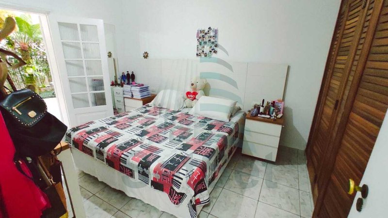 Casa com 3 dormitórios sendo 1 suíte para Venda ou Locação - Enseada - Guarujá/SP - Guarujá - 