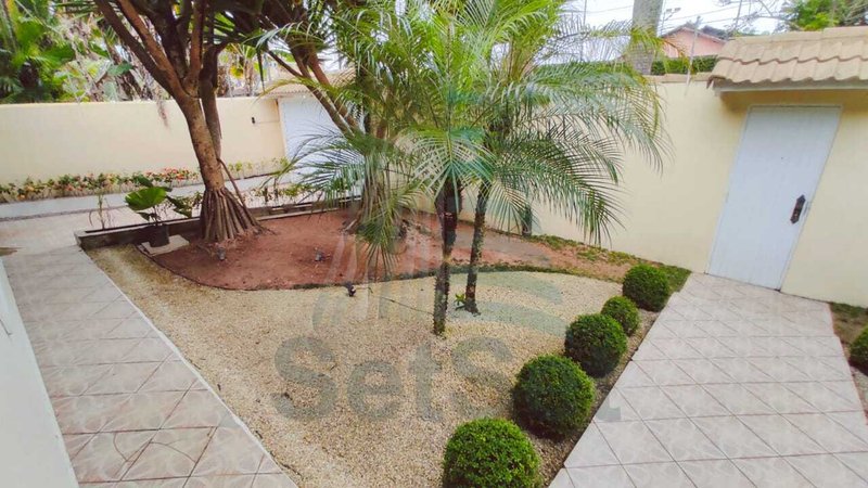 Casa com 3 dormitórios sendo 1 suíte para Venda ou Locação - Enseada - Guarujá/SP - Guarujá - 