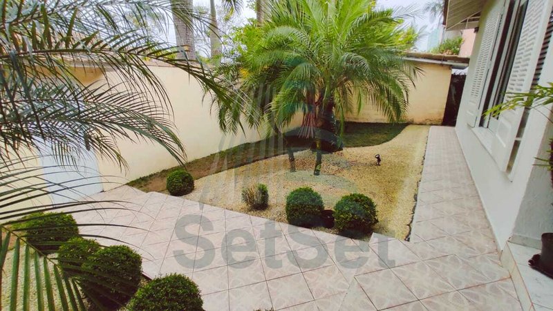 Casa com 3 dormitórios sendo 1 suíte para Venda ou Locação - Enseada - Guarujá/SP - Guarujá - 