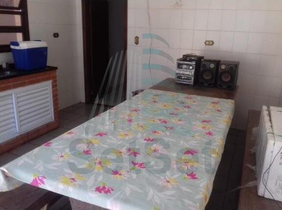 Sobrado com 4 dormitórios sendo 2 suítes para locação temporada - Enseada - Guarujá/SP - Guarujá - 