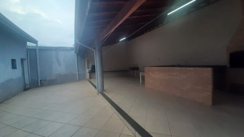 VENDE-SE CASA NO JARDIM PICERNO II - SUMARÉ/SP - Sumaré - 