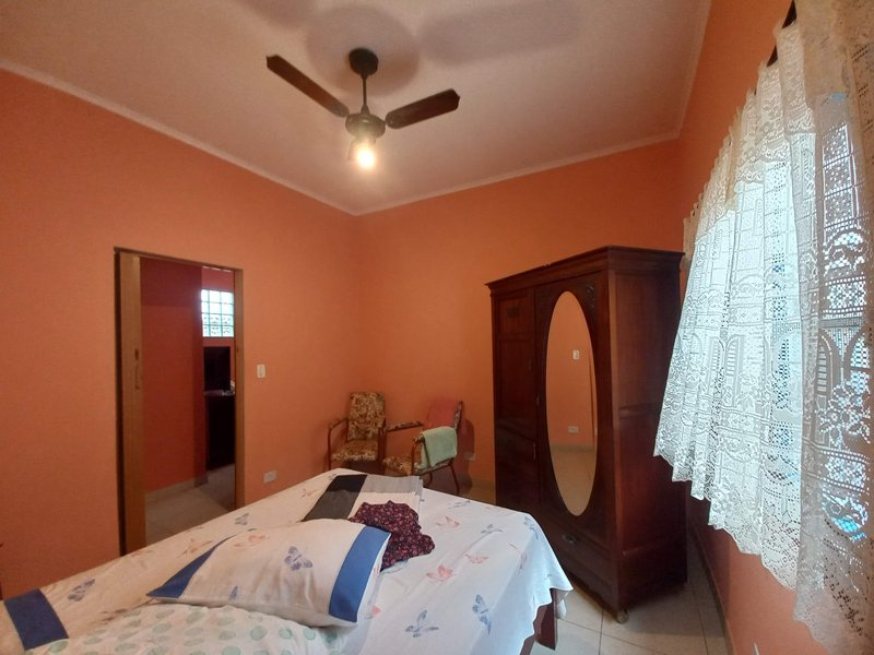 Casa Térrea, 3 dormitório sendo 1 suite, proximo a Praia Aviação, Praia Grande - SP Avenida Luzia Encarnação Vidal Praia Grande - 