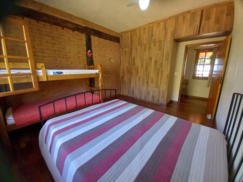 CHÁCARA COM 21.000 METROS EM MONTEIRO LOBATO, S.P - MONTEIRO LOBATO - 
