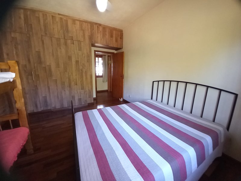 CHÁCARA COM 21.000 METROS EM MONTEIRO LOBATO, S.P - MONTEIRO LOBATO - 
