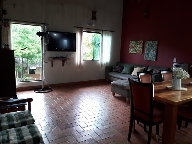 CHÁCARA COM 21.000 METROS EM MONTEIRO LOBATO, S.P - MONTEIRO LOBATO - 