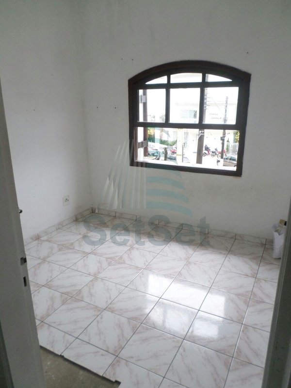 Sobrado com 4 dormitórios e parte comercial  - Centro - Guarujá/SP - Guarujá - 