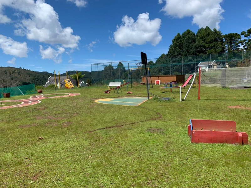 POUSADA COM 6.000 METROS EM CAMPOS DO JORDÃO, S.P - Campos do Jordão - 